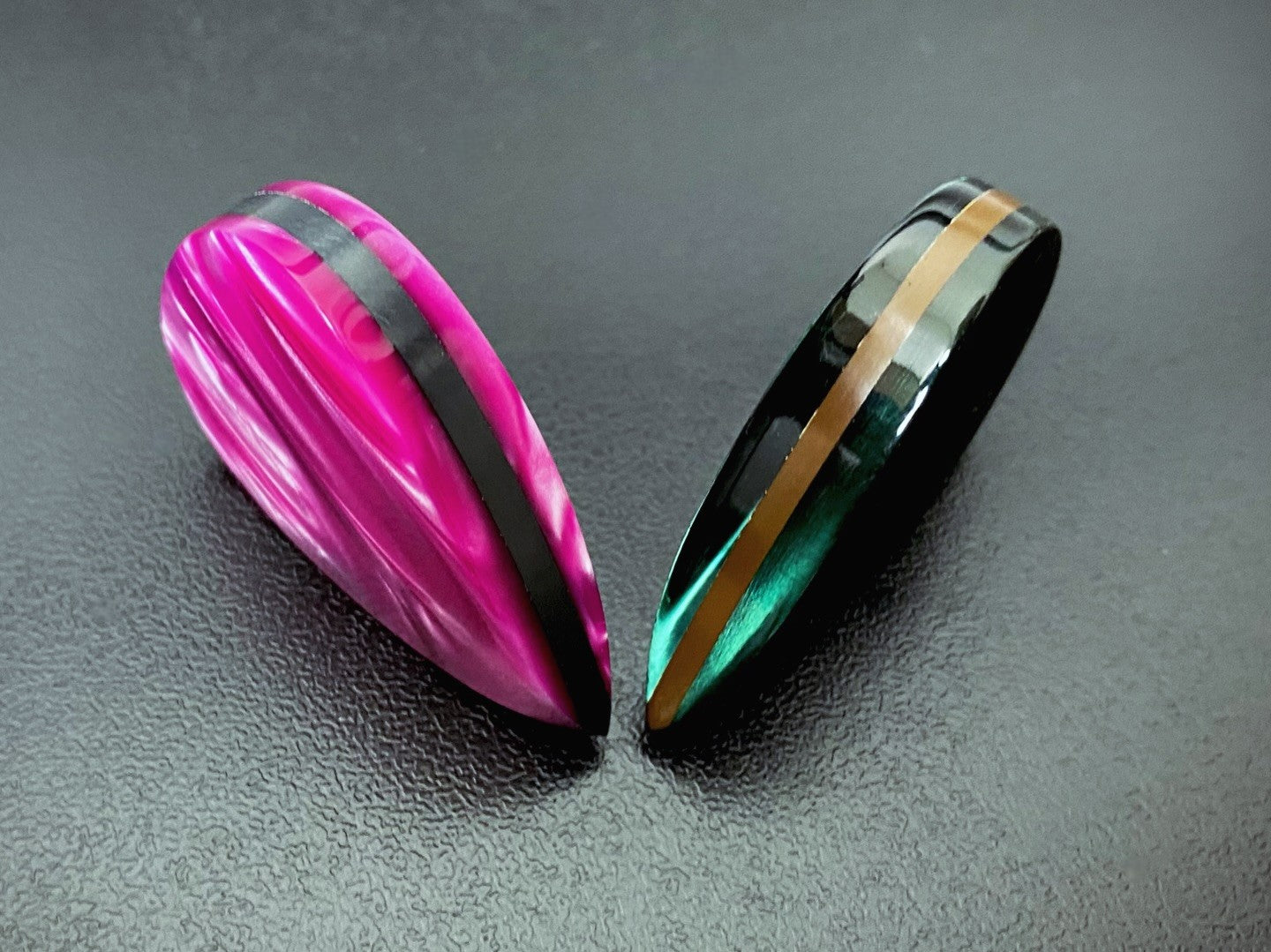 Ergonomic Guitar Pick – 3-Layer Teardrop, Vespel, PEEK-CF, Custom Acrylics