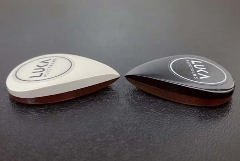 Handmade Teardrop Guitar Pick – Ultem PEEK Hybrid Plectrum