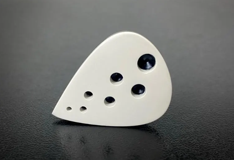 Handcrafted PEEK Teardrop Guitar Plectrum, Black and White Holes, Shredding Pick