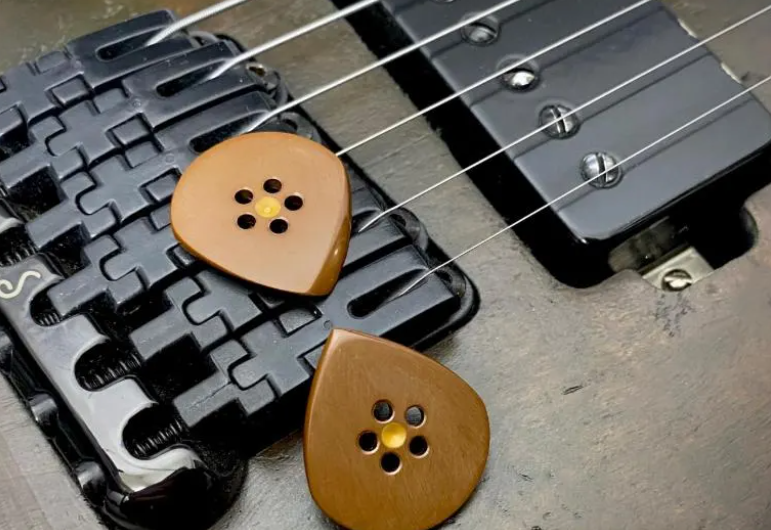 Vespel Guitar Pick – Jazz, Flow, Triangle Shapes – 1mm 1.5mm 2mm – Golden Button Grip & Speed Bevel Options