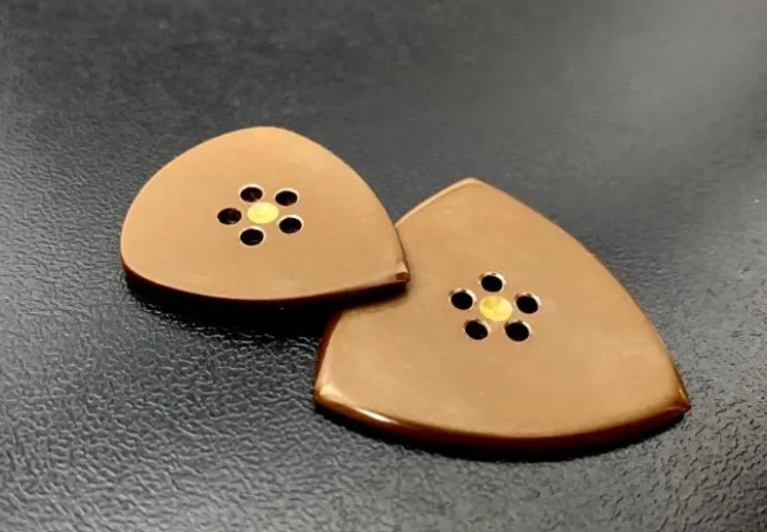 Vespel Guitar Pick – Jazz, Flow, Triangle Shapes – 1mm 1.5mm 2mm – Golden Button Grip & Speed Bevel Options