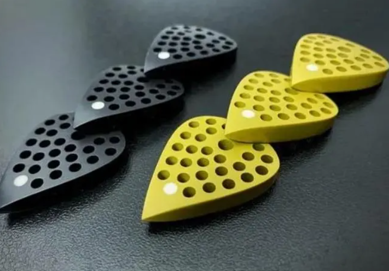 Lightweight Torlon PEEK Plectrum | Modern Teardrop Guitar Pick, Glow-in-the-Dark Tip