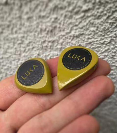 Torlon PAI Guitar Pick – Durable Teardrop Jazz Plectrum