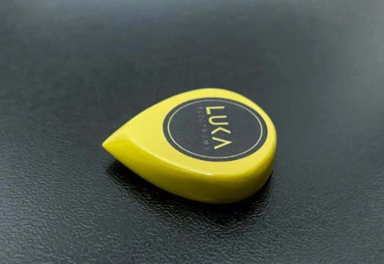 Torlon PAI Guitar Pick – Durable Teardrop Jazz Plectrum