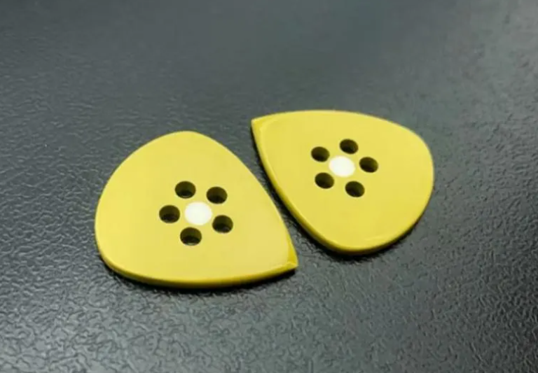 Torlon Attack Jazz Guitar Pick – Durable, Glow-in-the-Dark Plectrum
