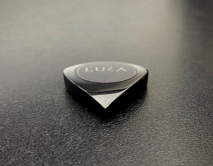 PEEK Jazz Guitar Pick – High-Performance Material, Ergonomic Grip, Shredding Tool