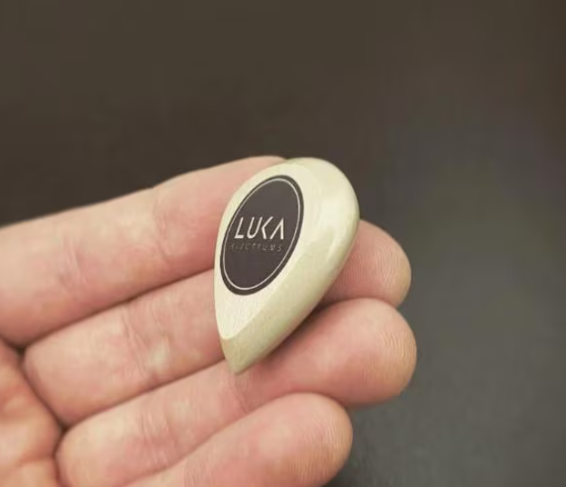 PEEK Jazz Guitar Pick – Modern, Long-Lasting, Precision Tool