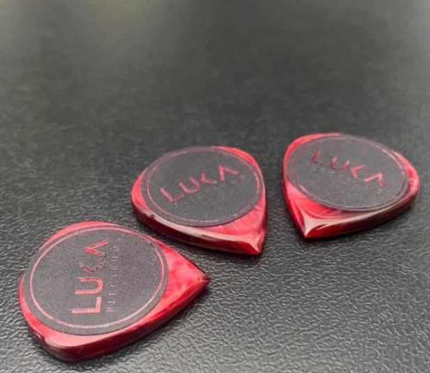 Handmade Kirinite Jazz Guitar Pick – Multi-Color Acrylic Plectrum