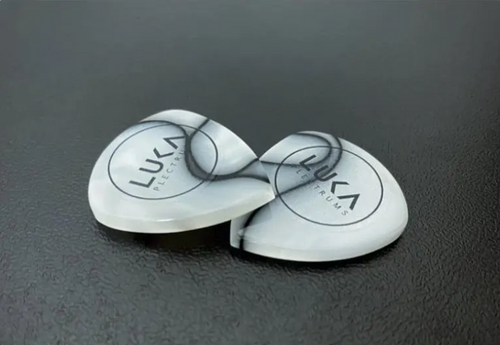 Acrylic Kirinite Guitar Pick, Flow Shape Plectrum, Unique Sound, Durable Tool