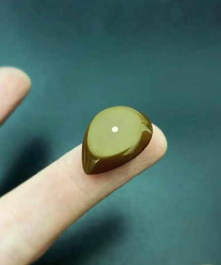 Leaf Guitar Pick – Asymmetric Bevels, Copper Inlays, Vespel, Torlon, PEEK, Ultem
