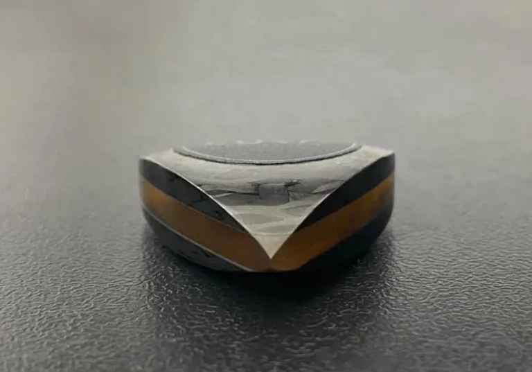 Carbon Fiber Ultem Peek Teardrop Guitar Pick – Luka Hybrid Plectrum