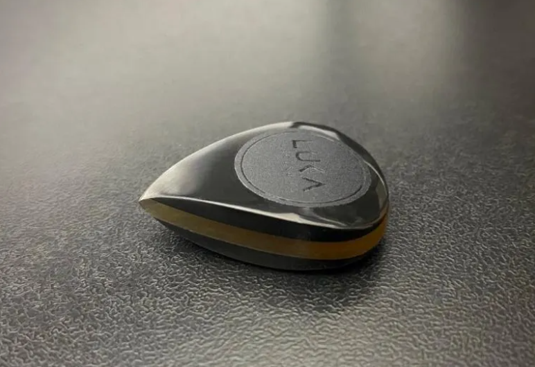 Layered Peek Ultem Guitar Pick – Teardrop Shape