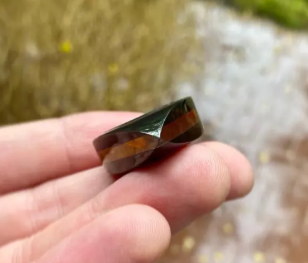 Layered Peek Ultem Guitar Pick – Teardrop Shape
