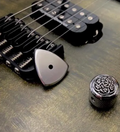 Trinity Flow Plectrum - Aluminum & High-Tech Polymer Sandwich - Reinforced Core - 3mm to 6mm
