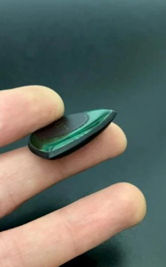 Green Kirinite UHMWPE Triangle Guitar Pick – Durable Guitarist Gift