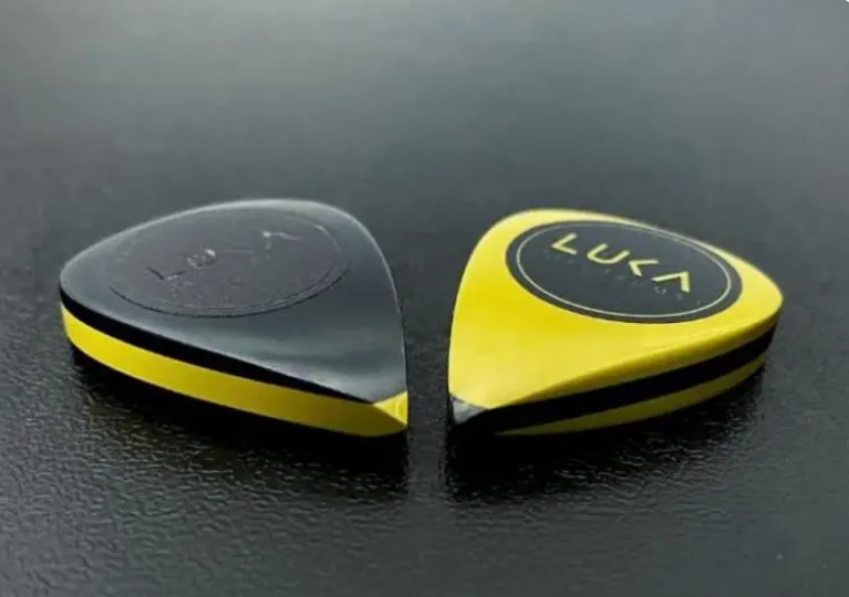 PEEK Torlon Vespel Teardrop Guitar Pick – Durable Hybrid Material Plectrum