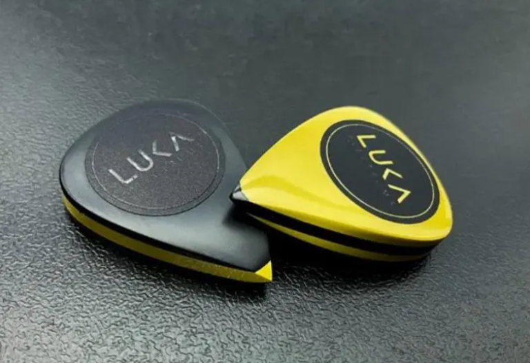 PEEK Torlon Vespel Teardrop Guitar Pick – Durable Hybrid Material Plectrum