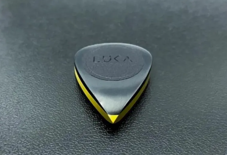 PEEK Torlon Vespel Teardrop Guitar Pick – Durable Hybrid Material Plectrum