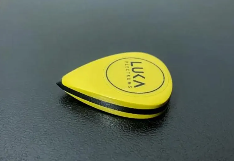 PEEK Torlon Vespel Teardrop Guitar Pick – Durable Hybrid Material Plectrum