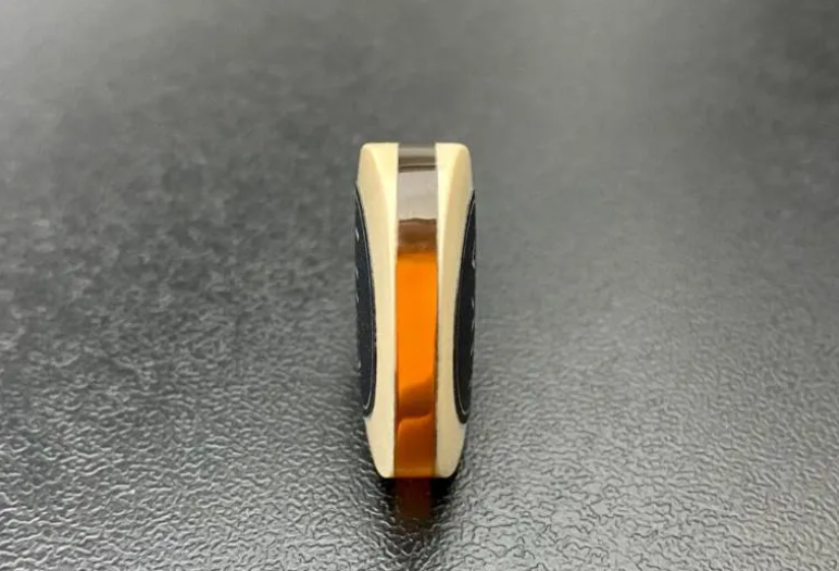 Teardrop Guitar Pick – Layered PEEK ULTEM Plectrum