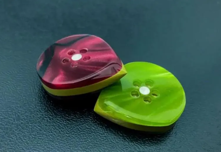 Modern Button Jazz Guitar Pick – Kirinite Torlon Hybrid Plectrum