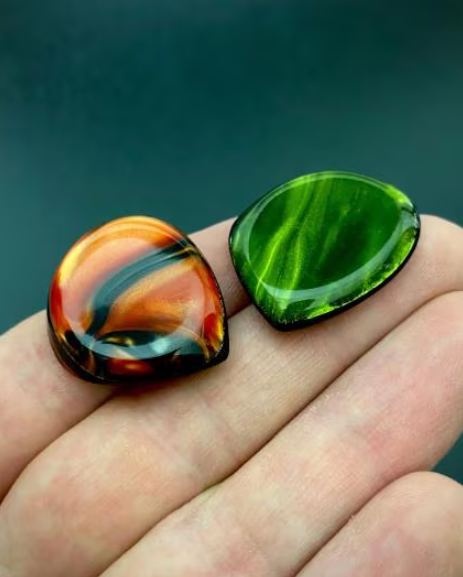Custom Asymmetrical Leaf Guitar Pick – Kirinite, PEEK, UHMWPE or Ultem Core