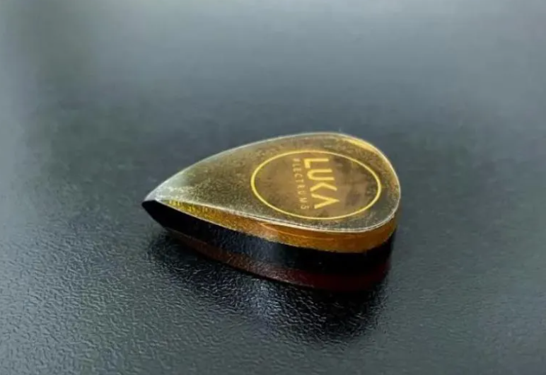 Sethgeist Signature Teardrop Guitar Pick – Ultem Outer, PEEK, UHMWPE or Torlon Core