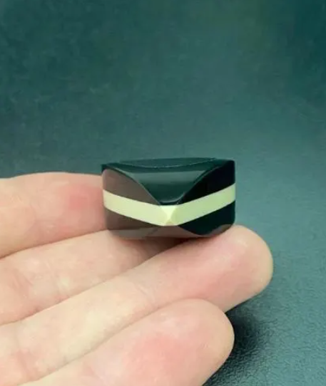 Triple Layer PEEK UHMWPE Teardrop Guitar Pick – 12 Layer Combinations