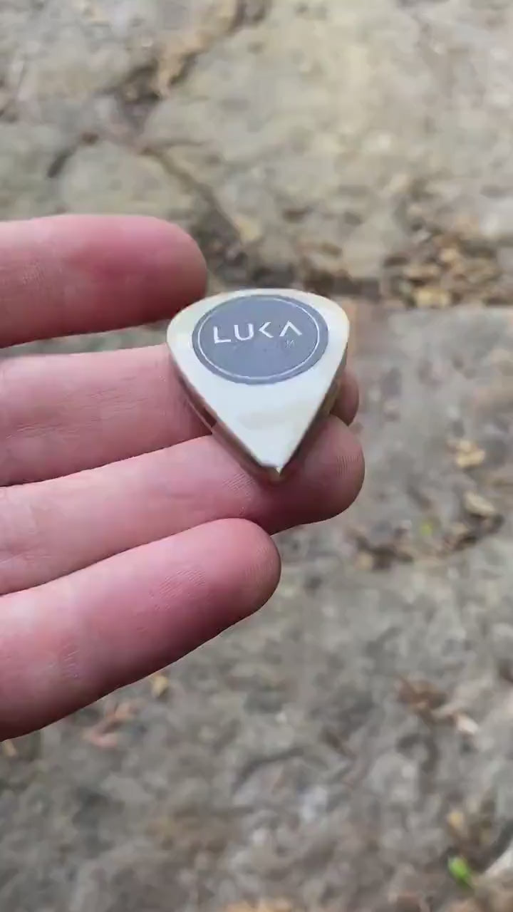 Teardrop Guitar Pick – Layered PEEK ULTEM Plectrum